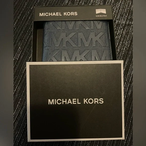 Michael Kors Andy Bifold Wallet NWT